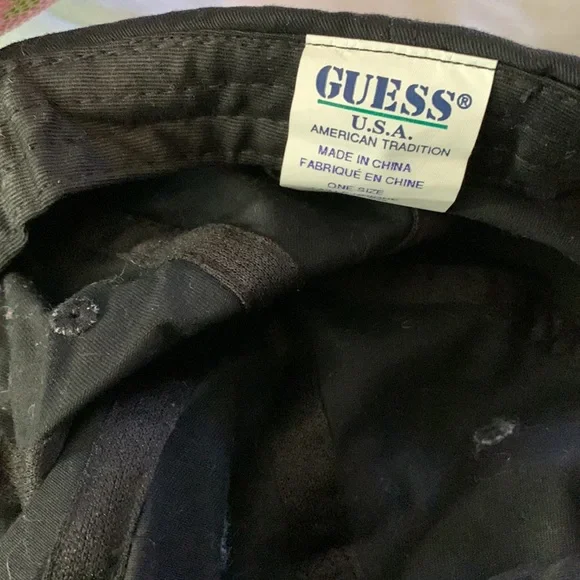 Guess jeans cap 🧢 - Picture 4 of 5